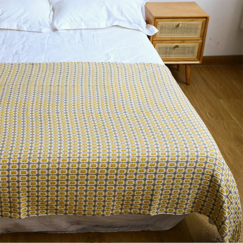 Geometric Grid Jacquard Woven  - đánh giá và giá Boho Throw Blanket Fringe