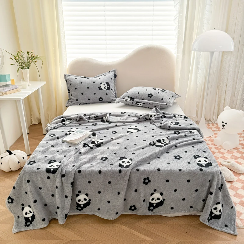 Panda Printed Fluffy Plush Fle - đánh giá và giá Fluffy Fleece Comforter King Size